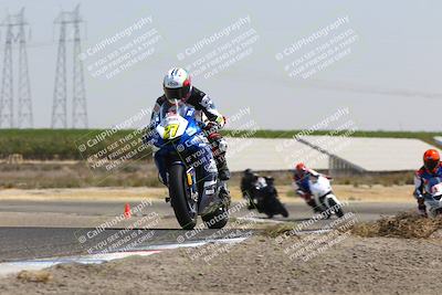 media/Sep-01-2025-Lets Ride (Mon) [[4370d11284]]/B Group/1220pm (Wheelie Bump)/